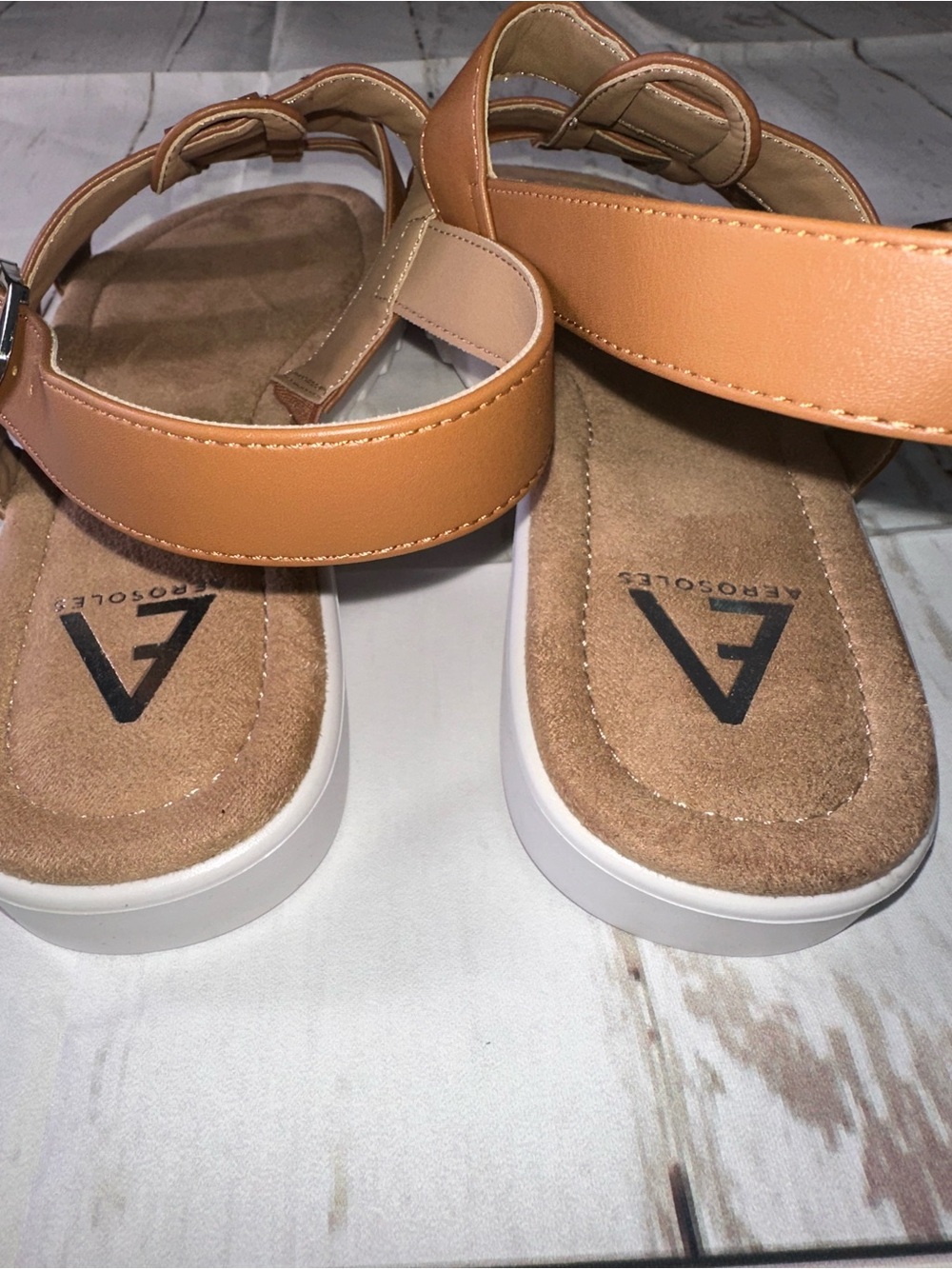 AEROSOLES Tan Strappy Sandals with White Outsole size 12 M - Picture 5 of 9